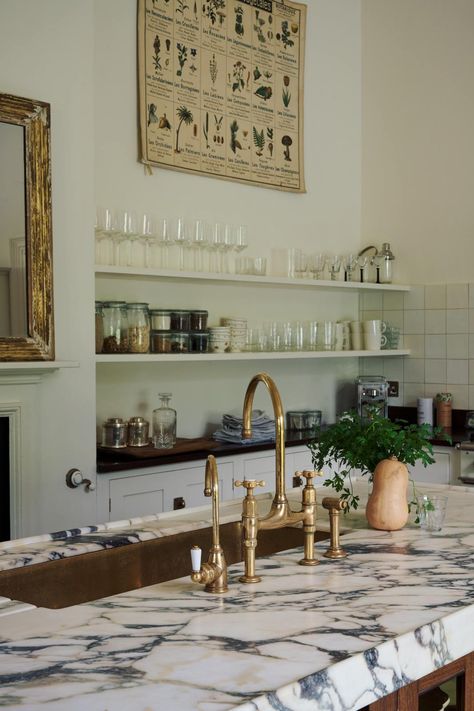 Devol Mudroom, Cromarty Kitchen, Devol Kitchen Countertops, Devol Small Kitchen, For The Love Of Kitchens Devol, Devol Kitchen Sink, English Kitchen Design, Devol Kitchen Mushroom, Devol Kitchens Green Tiles