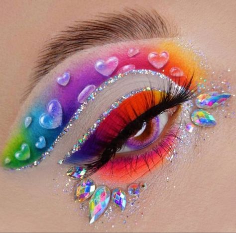 Creative Face Makeup Art, Pride Gel Nails, Crazy Makeup Art, Crazy Eye Makeup, Rainbow Eye Makeup, Drag Make-up, Flot Makeup, Indie Makeup, Cute Eye Makeup