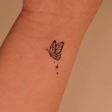 Watercolor Tattoo Ideas, Tattoo Design For Hand, Butterfly Wrist Tattoo, Simple Arm Tattoos, Simple Tattoos For Women, Cool Wrist Tattoos, Cross Tattoos For Women, Cute Hand Tattoos, Small Pretty Tattoos