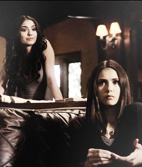 katherine and Elena Katherine And Elena Together, Katherine And Elena, Elena And Katherine, Queen Of, Vampire Diaries Cast, Jen Videos, Insta Feed, Nina Dobrev, Vampire Diaries