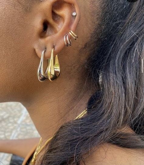 Mixed Metal Earrings, Dope Jewelry, Hair Care Products, Funky Jewelry, Jewelry Lookbook, Stacked Jewelry, Mode Inspo, Love Fashion, Girly Jewelry