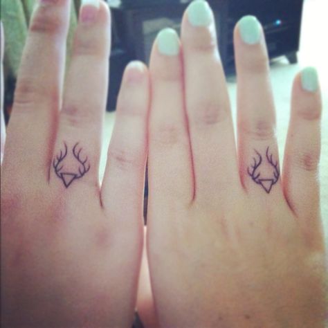 Antlers Antler Finger Tattoo, Antler Ring Tattoo, Deer Antler Tattoo, Reindeer Tattoo, Antler Tattoos, Antler Tattoo, Tattoo Cake, Ring Tattoo, Wedding Ring Tattoo