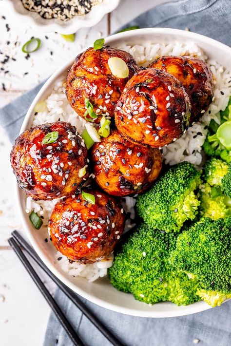 Ginger Chicken Meatballs, Homemade Baked Meatballs, Ginger Meatballs, Asian Chicken Meatballs, Chicken Ginger, Garlic Meatballs, Soy Sauce Alternative, Glazed Meatballs, Chicken Balls