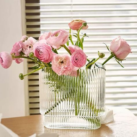 PRICES MAY VARY. TOPZEA glass flower vase features fluted glass and art deco shape, really makes it outstanding, brings simplicity and aesthetic to any space, it goes well with any style decor whether it's modern or rustic, and elevates the looks of the flower bouquet and your counter. The size of the ribbed glass vase is approx: 8"(H)x8"(L)x 3.5"(W), perfect for hold a decent amount of fresh flower/artificial/dried flower/vines, the long body design is so versatile for making any floral arrange Bridal Brunch Centerpieces, Simple Flower Centerpieces, Vases Clear, Flower Arrangement Vase, Shelf Entryway, Ny Apartment, Unique Flower Vases, Flower Vines, Art Deco Shapes