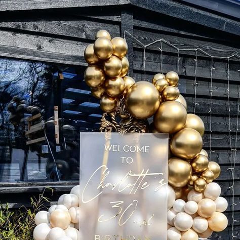 The Little Loft Balloon Co || on Instagram: "Charlotte's 30ish birthday easel 🤎 At the gorgeous venue @theshipstock #balloons #welcomesign #easel #celebration #party #wedding #weddingparty #babyshower #engagement #birthday" Party Easel Sign, Wedding Welcome Sign With Balloons, Party Welcome Sign With Balloons, Welcome Sign Balloon Garland, Party Welcome Sign Entrance, Easel With Balloons, Birthday Party Entrance Decoration, Welcome To Birthday Party Sign, Birthday Entrance Sign