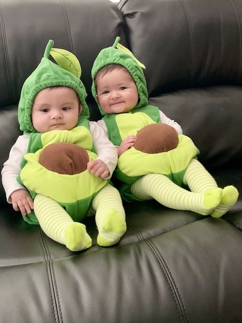 Looking for great twin boys Halloween costumes? We've got an awesome list to bring you plenty of ideas to dress up your twin boys this year! Twin Halloween Costumes For Toddlers, Twin Baby Halloween Costumes, Baby Twin Halloween Costumes, Twin Costume Ideas, Costume Ideas For Boys, Boys Halloween Costumes, Toddler Boy Halloween Costumes, Twin Costumes, First Halloween Costumes