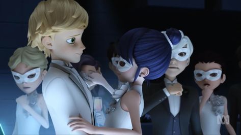 ik it’s felix but i like to pretend it’s adrien🤞🏻 Felix And Marinette, Felix X Marinette, Adrien And Marinette, Season 5 Miraculous, Marinette Miraculous Ladybug, Miraculous Ladybug Season 5, Ladybug Season 5, Marinette Miraculous, Marinette Et Adrien