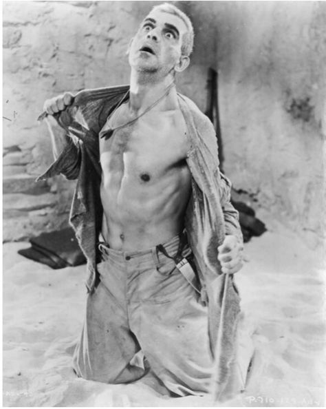 Boris Karoff not being subtle in John Ford's Lost Patrol. Conrad Veidt, Boris Karloff, Bela Lugosi, John Ford, The Uncanny, Body Poses, Film Stills, Life Art, Lost