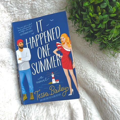 It Happened One Summer Book, Summer Book Aesthetic, It Happened One Summer, Tessa Bailey, Fiction Books To Read, Summer Book, Romance Books Quotes, Romance Book Covers, Summer Books