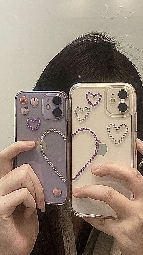 Matching Phone Cases Bff, Bff Iphone Cases, Case Iphone Couple, Diy Bff, Bff Phone Cases, Aesthetic Phone Cases, Friends Phone Case, Phone Case Diy Paint, Diy Phone Case Design