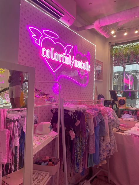 Thrifted Clothing, Pink Clothes, Boutique Store, Y2k Clothing, Summer Love, Pink Room, Fun Summer, Instagram Aesthetic, Store Design