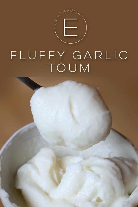 Toum - Lebanese Whipped Garlic Sauce Whipped Garlic Sauce, Bamix Recipes, Home Made Dips, Garlic Whip, Emmymade Recipes, Toum Garlic Sauce, Toum Recipe, Whipped Garlic, White Garlic Sauce