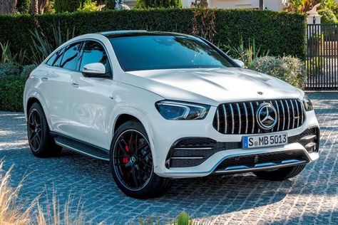 Photos of the Mercedes-AMG GLE 53 Coupe: ⭐ See interior pictures ⏩ of the 2021 Mercedes-AMG GLE 53 Coupe ✅ from every angle, including ✅ close-ups of its finest features, ✅ the latest wheels, ✅ headlights and ✅ taillights design – all the best images on #CarBuzz.com #mercedes #luxury_car #mercedes_car #mercedes_benz #Luxury_car #latest_mercedes #cars Mercedes Benz Gle Coupe, Mercedes Benz Suv, Benz Suv, Gle Coupe, Mercedes Gle, Crossover Cars, مرسيدس بنز, Dream Cars Mercedes, Bmw Classic Cars