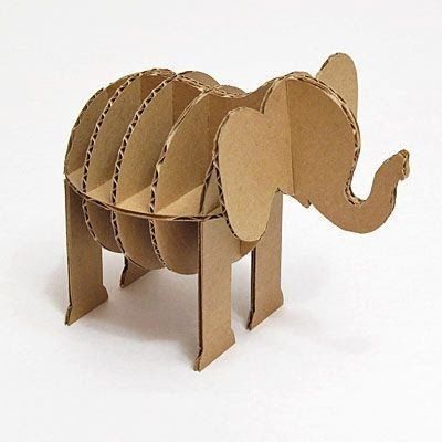 Encentra más Juguetes de cartón de encastre con formas de animales y sus moldes para descargar gratis en nuestro blog Construccion y Manualidades. #Juguetesdecartón #Manualidades #Cartónreciclado Elephant Cardboard Sculpture, Diy Elephant Decor, Cardboard Animals Template, Elephant Cardboard, Paper Mache Elephant, Cardboard Animals, Paper Mache Projects, Making Paper Mache, Paper Mache Animals