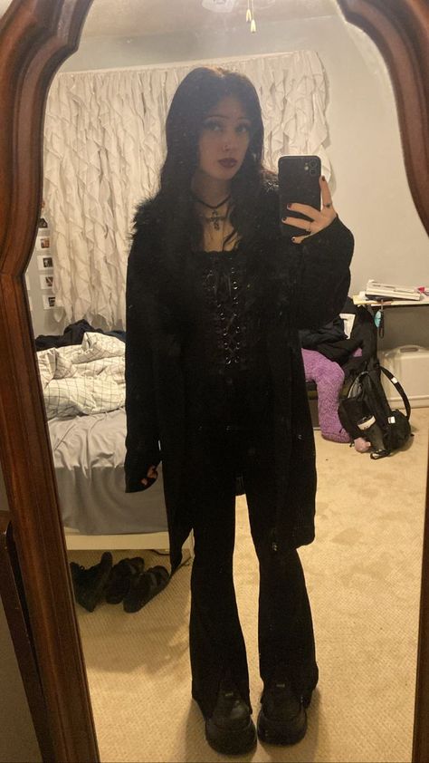 Goth Outfits 2023, Gothic Formal Outfit, Goth Job Interview Outfit, Conservative Goth Outfits, Goth Cardigan Outfit, Goth Outfits For Winter, Goth Outfit Ideas For School, Vampy Outfit Casual, Casual Goth Fashion