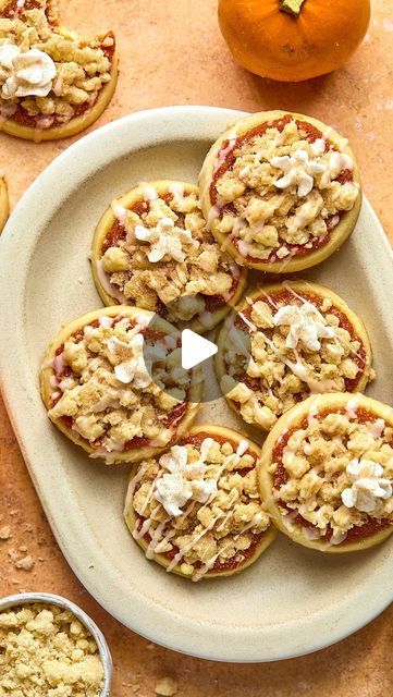 Tawnie Graham on Instagram: "@krolls_korner PUMPKIN PIE COOKIES 🧡🎃
.
Literally run, don’t walk, and go make these 🤗 comment “recipe please” for the full recipe! I’ll send it to your DMs. Kaaaayyyyy! 💃🏼
.
https://krollskorner.com/recipes/pumpkin-pie-cookies/
.
#krollskorner #cookiesofinstagram #pumpkinpie #pumpkinpiecookies #cookieseries #holidaycookies #cookiesforsanta #cookiesforbreakfast #pumpkindessert" Tawnie Graham, Krolls Korner, Pumpkin Pie Cookies, Recipes Pumpkin, Pie Cookies, Fall Treats, Pumpkin Dessert, Send It, Holiday Cookies