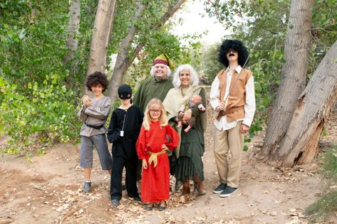 Family Princess Bride Costumes - Our Kerrazy Adventure Princess Bride Family Halloween Costumes, Princess Bride Group Costume, Princess Bride Family Costume, Princess Bride Halloween Costumes, The Princess Bride Costumes, Westley Princess Bride, Princess Bride Costume, Westley And Buttercup, Rat Costume