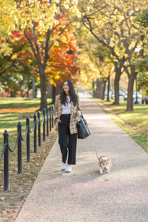 What To Wear in Washington, DC in October Walking Around Dc Outfit, Fall Washington Dc Outfit, Washington Dc Outfit Fall Tourist, Dc Outfits Washington Spring, Washington Dc Winter, Washington Dc Outfit, Fall Travel Wardrobe, Weekend In Dc, Toy Story Crafts