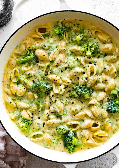 Broccoli Mac and Cheese - Two Peas & Their Pod Broccoli Macaroni And Cheese, Panera Broccoli Mac And Cheese Recipe, Baked Broccoli Mac And Cheese, Cheesy Broccoli Pasta, Broccoli Mac And Cheese Recipe, Broccoli Mac And Cheese, Lemon Spaghetti, Stovetop Mac And Cheese, How To Make Broccoli