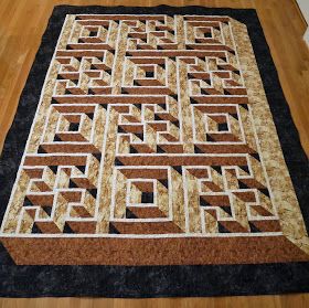 Labrynth Quilt Pattern, Labyrinth Walk Quilt, Dimensional Quilts, Labyrinth Quilt, Labyrinth Walk, Quilt Pattern Free, Puzzle Quilt, Art Quilting, 3d Quilts