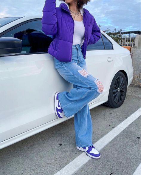 Streetwear 2000s purple vibe with nike sb dunk lows Purple Dunks Outfit, Sb Dunk Low Outfit, Purple Dunks, Low Dunks Outfit, Nike Shoes Outfits For Women, Purple Nike Shoes, Dunks Outfit, Dunk Lows, Streetwear 2000s