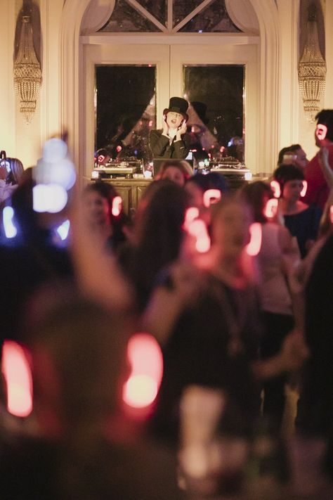 Silent Disco Wedding Trend Disco Engagement Party, Big Wedding Reception, Unique Engagement Party Ideas, Unique Engagement Party, Engagement Party Ideas, Silent Disco, Disco Wedding, Wedding Entertainment, Wedding Music