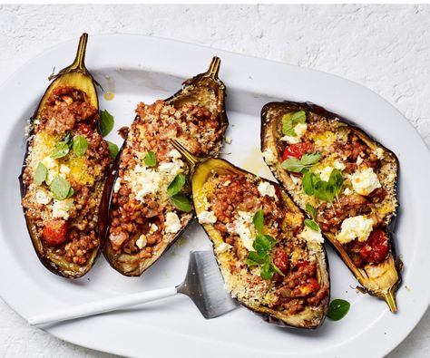 How to make lentil-stuffed eggplant in your air fryer Stuffed Aubergine, How To Make Lentils, Canning Cherry Tomatoes, Best Rhubarb Recipes, Curried Sausages, Delicious Vegetarian Dinner, Vegetarian Stir Fry, Savory Pies Recipes, Stuffed Eggplant