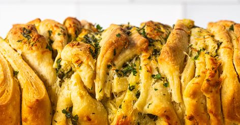 Cheesy Garlic Herb Pull-Apart Bread – 12 Tomatoes Baked Bean Casserole, Pecan Pie Bark, Odd Stuff, 12 Tomatoes, Pull Apart Bread, Bean Casserole, Garlic Herb, Easy Dinners, Pull Apart