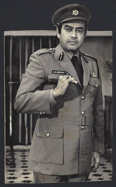 Sanjeev Kumar in the movie FARAAR Sanjeev Kumar, Old Film Stars, Indian Movie, Kishore Kumar, Indian Actors, Retro Bollywood, Collage Frame, Indian Star, Indian Film