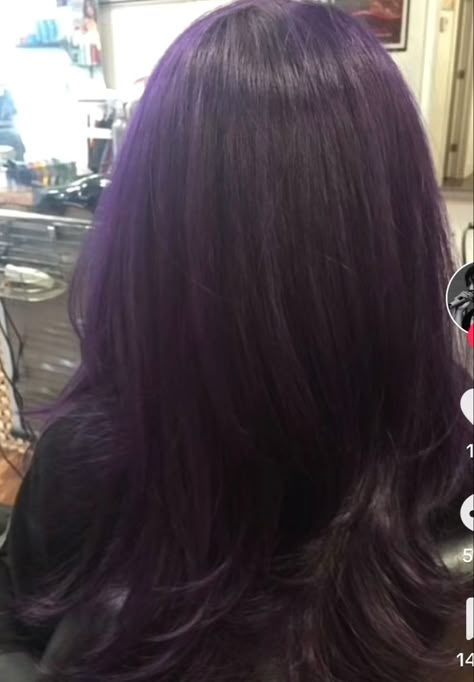 Fall Hair Inspo, Harajuku Hair, Hair Dye Tips, Dark Purple Hair, Red Hair Inspo, Dyed Hair Inspiration, Hairstyles For Layered Hair, Short Hair Undercut, Punk Hair