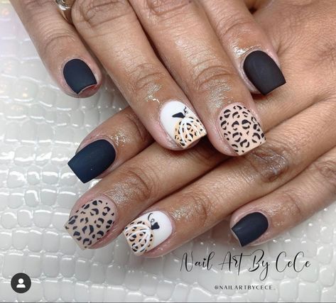 Leapord Pumpkin Nails, Fall Nails 2023 Leopard, Cheetah Print Pumpkin Nails, Leopard Print Pumpkin Nails, Pumpkin Cheetah Nails, Cheetah Pumpkin Nails, Leopard Pumpkin Nails, Short Nails Acrylic Fall, Leopard Fall Nails