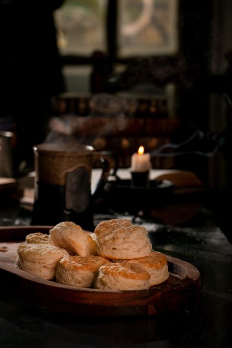 No afternoon tea is complete without a heaped pile of scones, waiting to be slathered in butter or serves with jam and clotted cream. Whip up a batch for an Unexpected Party at your Hobbit home. Hobbit Food, Raspberry Cordial, Hobbit Party, Liquid Luck, Felix Felicis, How To Make Buttermilk, French Onion Soup Recipe, Seed Cake, Griddle Cooking