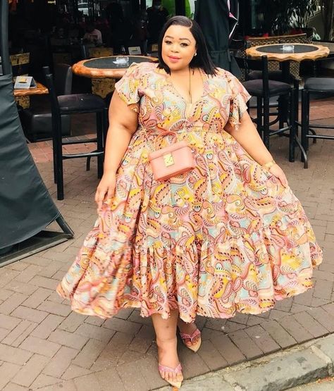 Dress Design For Women, Pink Plus Size Dresses, Wizard Fashion, Silk Dress Design, Raw Silk Dress, African Print Pants, Plus Size Bridal Dresses, Plus Size Summer Fashion, Classy Short Dresses