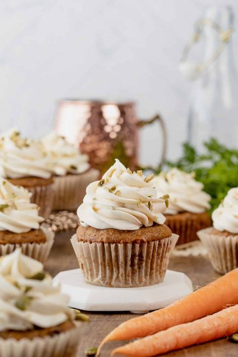 Vegan Carrot Cake Cupcakes with Frosting Maple Pumpkin Cupcakes, Cupcakes For Fall, Best Vegan Carrot Cake, Vegan Carrot Cake Cupcakes, Allergy Free Baking, Cupcakes With Frosting, Bake Gluten Free, Vegan Carrot Cake, Fall Vegan Recipes