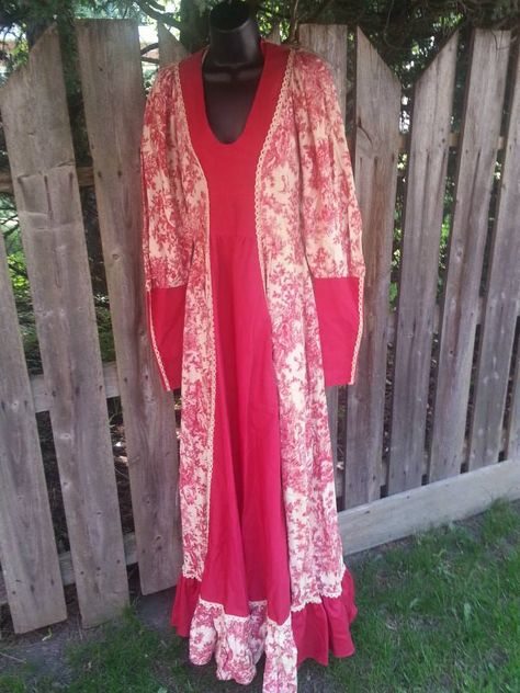 Red toile gunne. Red Toile, Dream Dresses, Gunne Sax, Vintage Dress, Sewing Ideas, Dream Dress, Vintage Clothing, Dress Collection, Vintage Dresses