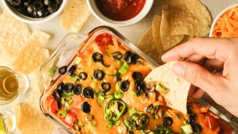 Touchdown Taco Dip Recipe - Food.com Touchdown Taco Dip, Super Bowl Food Dip, Football Dip, Grammys Party, Lunch Stuff, Taco Beef, Super Bowl Dips, Football Recipes, Dip Food