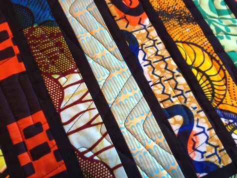 Quilting Quietly: My Second Africa Quilt African Fabric Quilts, Mosaic Quilts, African Quilts, African Artwork, African Decor, Quilts Ideas, African Queen, Scrappy Quilts, Frank Lloyd