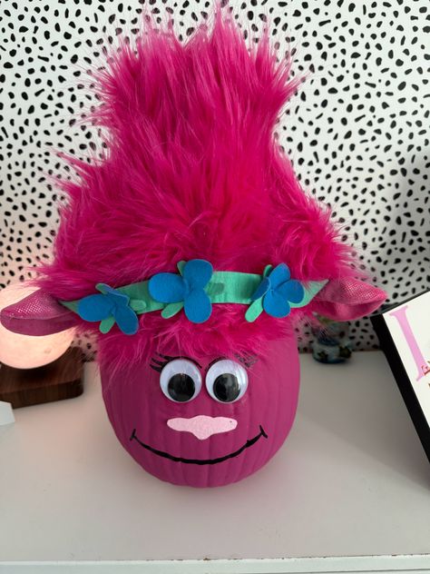 Pink pumpkin, trolls, halloween, paint, googly eyes. Funny Pumpkin Painting, Funny Pumpkin Painting Ideas, Poppy From Trolls, Pumpkin Idea, Pumpkin Decorating Contest, Pumpkin Painting Ideas, Painted Pumpkin, Funny Pumpkins, Pumpkin Ideas