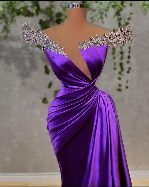 Purple Gown Elegant, Velvet Party Dress Classy, Goddess Exclusive, Velvet Styles, Purple Evening Gown, Purple Evening Gowns, Lace Dress Classy, Dinner Gowns, Party Dress Classy