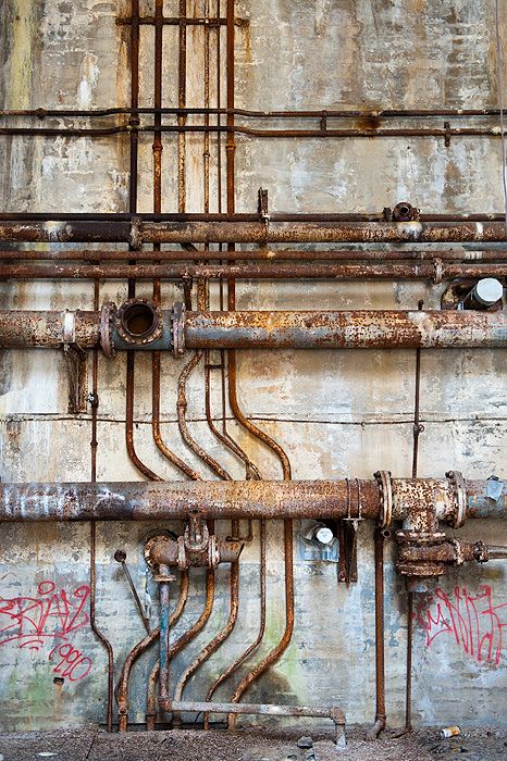 Abandoned Power Plant, Abandoned Objects, Abandoned Factory, Industrial Aesthetic, Industrial Building, Industrial Architecture, Old Factory, Industrial Photography, Industrial Pipe