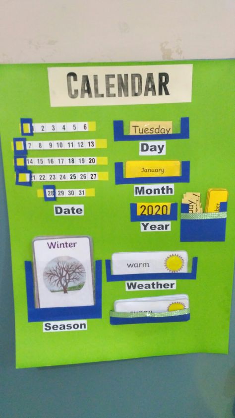 Diy Calendar For Classroom, Weather Chart Ideas For Classroom, Calendar Chart For Kindergarten, Nursery Class Decoration Ideas, Preschool Decoration, Nursery Class Decoration, Maths Classroom, Birthday Poster Board, Calendar Scrapbook