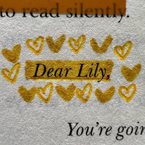 Romantic Book Scenes, Yellow Books, Cute Books, Book Scenes, Book Notes, Cute Text Quotes, Book Annotations, Romantic Book Quotes, Romance Books Quotes