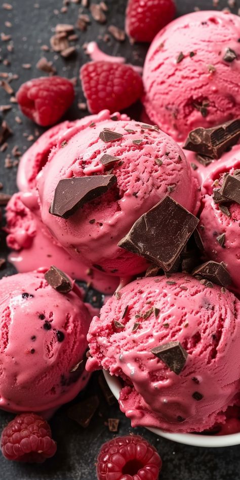 Ice Cream Memes, Chocolate Raspberry Ice Cream, Raspberry Gelato, Raspberry Food, Raspberry Ice Cream Recipe, Cool Desserts, Sherbet Ice Cream, Raspberry Coulis, Raspberry Ice Cream