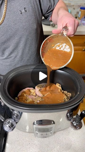 Food Dudes on Instagram: "Cooking my world famous salisbury steak burgers in the crockpot #slowcooker #simplecooking #easymeals" Salisbury Steak Burger Meal In Crockpot, Hamburger Patties Crockpot Recipes, Frozen Hamburger Patty Salisbury Steak, Salisbury Steak Recipe Crockpot Easy, Crockpot Salisbury Steak With Hamburger Patties, Hamburger Steak In The Crockpot, Salisbury Steak With Frozen Patties, Crockpot Recipe With Hamburger Meat, Casserole Recipes In Crockpot