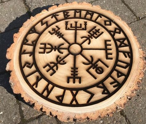 Viking Pyrography, Viking Bar, Best Hobbies For Men, Norwegian Heritage, Wood Burned Signs, Dremel Crafts, Diy Pallet Bed, Wood Burn Designs, Pagan Crafts