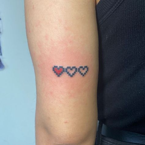 8 Bit Heart Tattoo, Minecraft Heart Tattoo, 8 Bit Tattoo, Pixel Heart Tattoo, Minecraft Heart, Star 1117, Pixel Tattoo, Game Tattoo, Zelda Tattoo