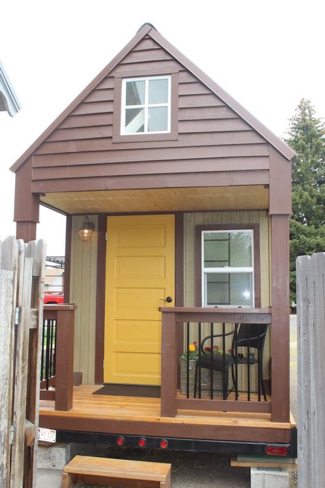 Thompson Tiny House - Teeny Abode Granny Pod, Tiny House Swoon, Small Cottages, Tiny House Trailer, A Small House, Best Tiny House, Tiny House Listings, Tiny Cabins, Tiny Houses For Sale