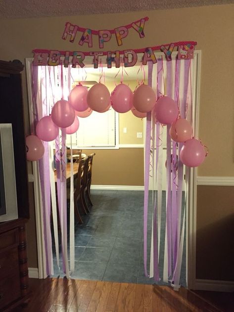 Diy Birthday Room Decor, Door Decoration Birthday, Birthday Party Door Decorations Entrance, Dorm Room Birthday Surprise, Front Door Birthday Decor Entrance, Mom Surprise Birthday Ideas, Decorating Door For Birthday, Decorating House For Birthday, 18th Birthday Morning Surprise