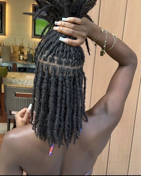 Short Locs Hairstyles, Dreadlock Style, Dreadlock Styles, Dyed Hair Inspiration, Protective Hairstyles Braids, Mens Braids Hairstyles, Dread Hairstyles, Corte De Cabelo Masculino, Dreadlock Hairstyles