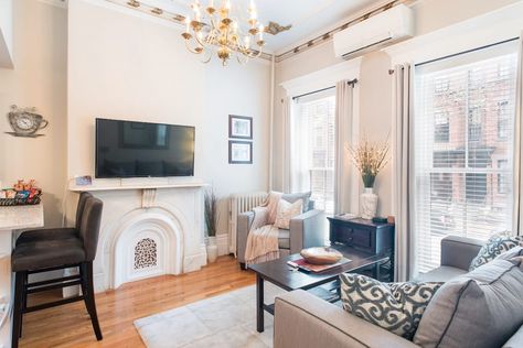 15 Best Airbnbs in Boston, MA (2022 Edition) - Road Affair Places To Stay In Boston Ma, Boston Seaport Apartment, Boston Bookstores, Back Bay Boston Apartments, Boston Back Bay, Better In Boston Magnet, New Appliances, Boston Vacation, Best Airbnb